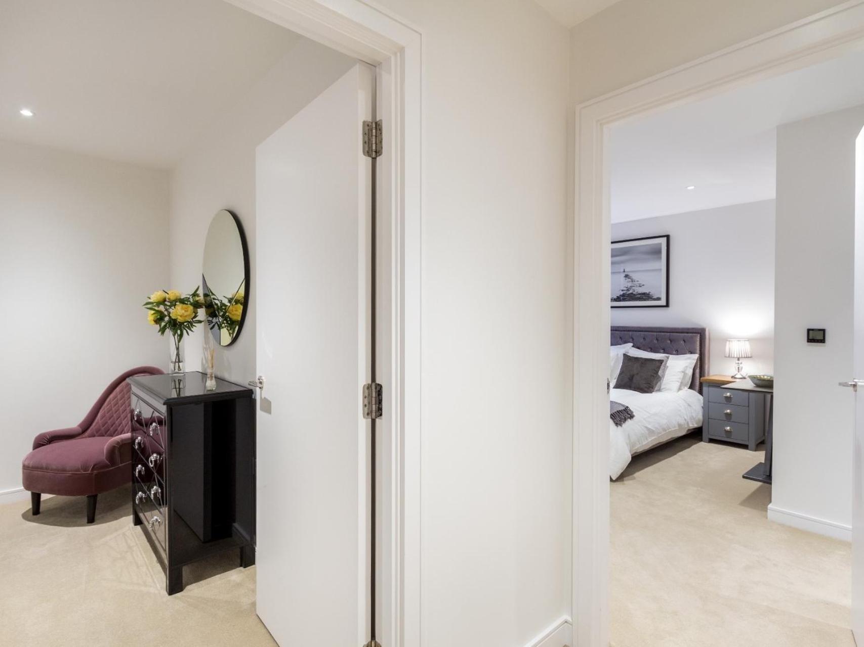 2 Bed Property Close To Heathrow Airport Hounslow Zewnętrze zdjęcie